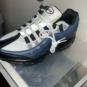 Nike AIR MAX 95 WHITE DARK OBSIDIAN MEN 10 Brand New Never Worn